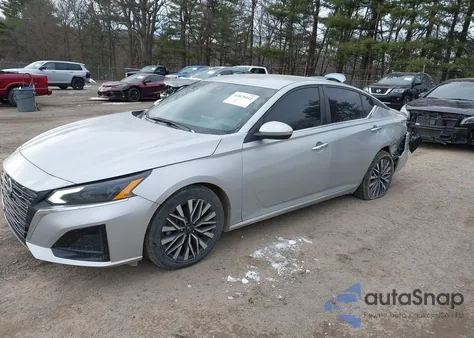 2023 Nissan Altima Sv Fwd z USA, uszkodzony, nr VIN 1N4BL4DV8PN323342